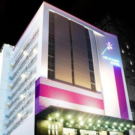 Orchardz Hotel Gajah Mada Pontianak Exterior foto